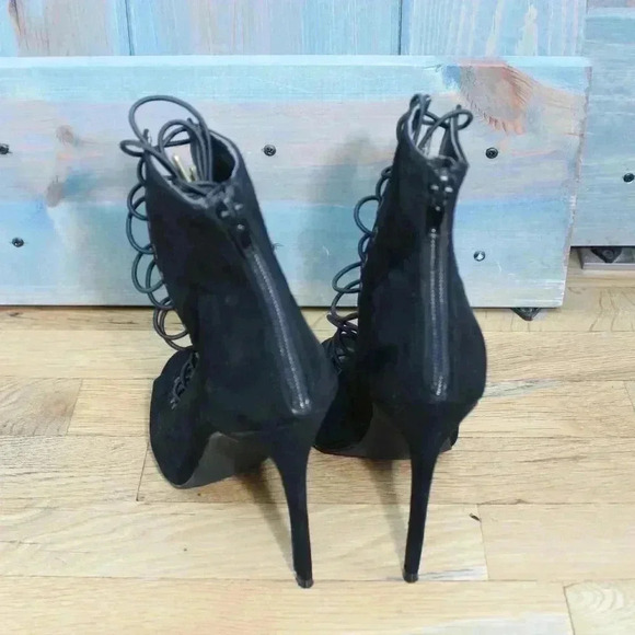 Black Lace Black Corset Faux Suede Vegan Stiletto Heels Size 6 NWOT - Picture 4 of 9